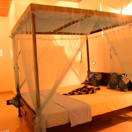 Kuma Safari Lodge 우다왈라웨 외부 사진